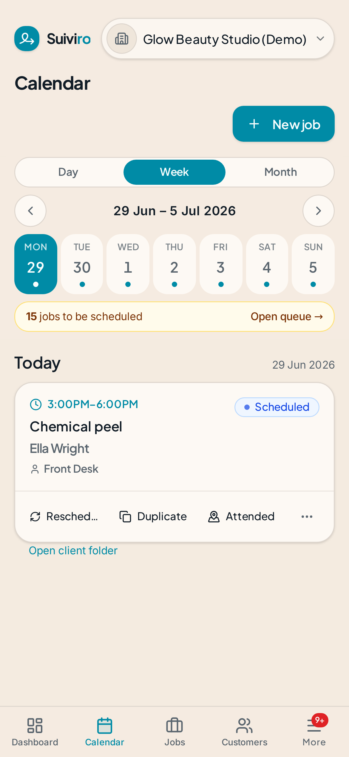 Calendar week view in Suiviro on mobile, showing the day strip and today's job card with quick actions