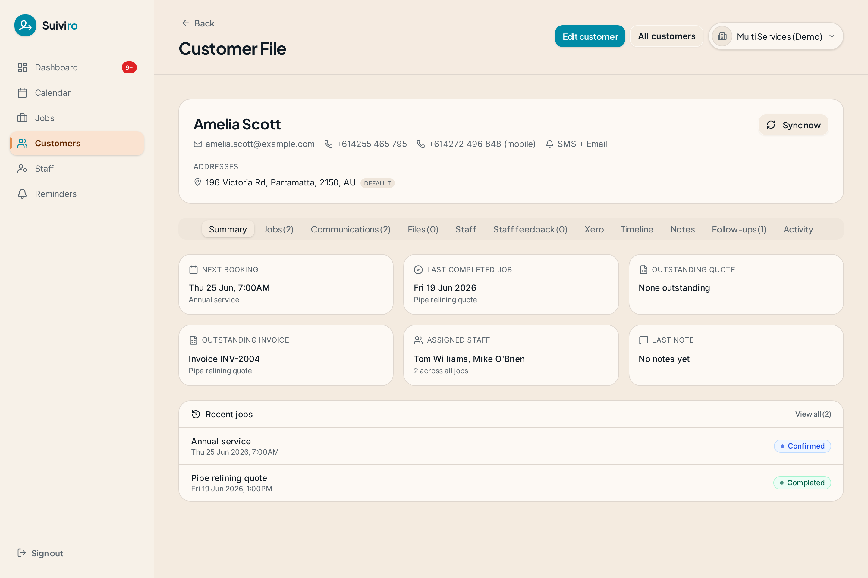 Customer summary in Suiviro showing next booking, last completed job, outstanding invoice and assigned staff